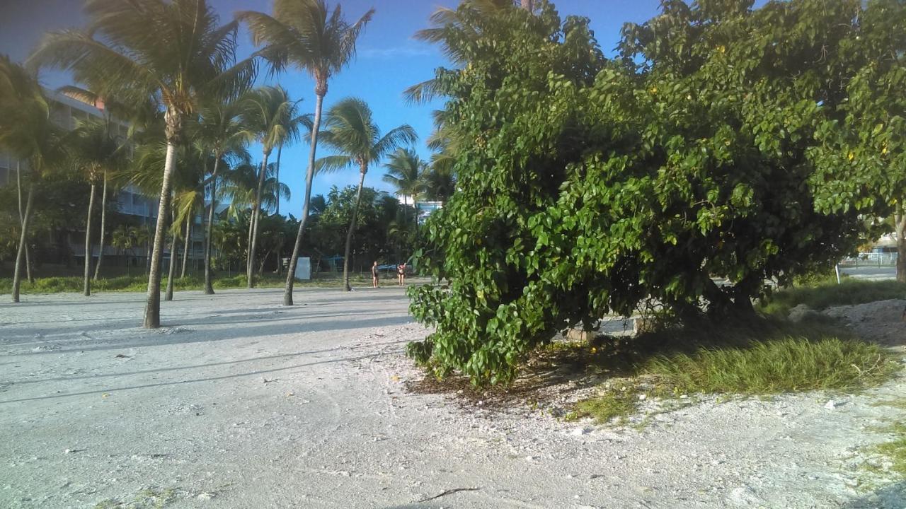 La Kaz Du Lagon Le Gosier  Exteriör bild